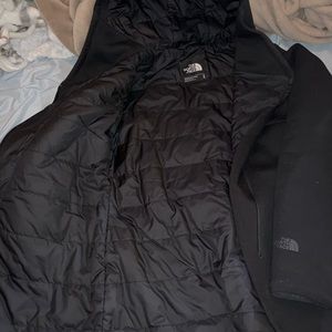 Women’s north face coat